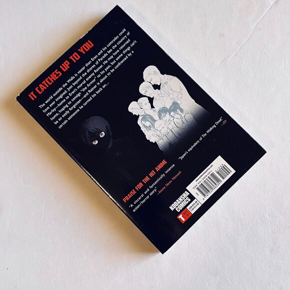 Attack on Titan Volume 24 Hajime Isayama English Manga Paperwork Graphic Novel - Picture 4 of 4